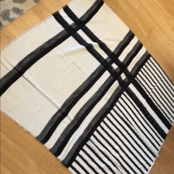 Large Zara scarf - Picture 2 of 4